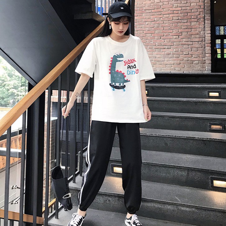 Set Jogger Line Phối Thun Unisex Jidax And Dino, Set quần thể thao sọc phối áo phông in hình dễ thương - S18. | BigBuy360 - bigbuy360.vn