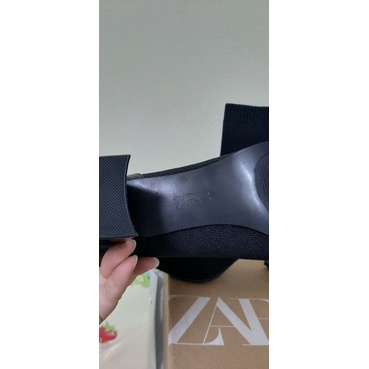 Boots bốt Zara gót sáng len chun dày xịn