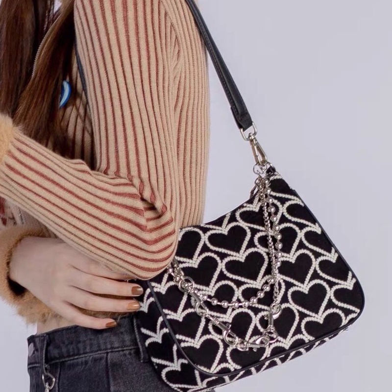 Ielgy Niche Túi Xách Đeo Vai Một Bên Vai Hình Trái Tim Cổ Điển Cá Tính Cao Cấp Dễ Phối Đồ Dành Cho