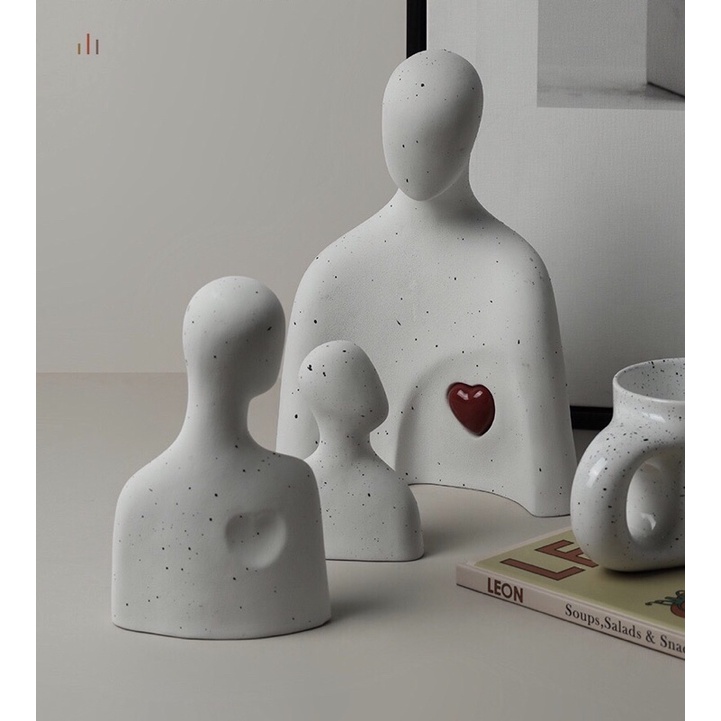 Set tượng decor phòng khách, tủ rượu phong cách Bắc Âu