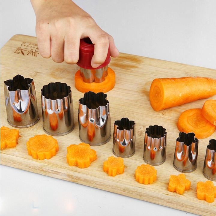 Bộ Dụng Cụ Cắt Tỉa Rau Củ Quả Inox 8 Món Bộ Khuôn Cắt Tạo Hình Rau Củ Quả, Khuôn Làm Bánh