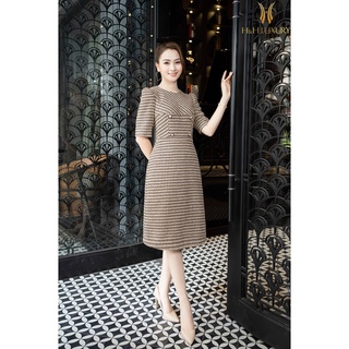 Đầm dạ kẻ nâu nude tay lửng dáng a đính 4 cúc