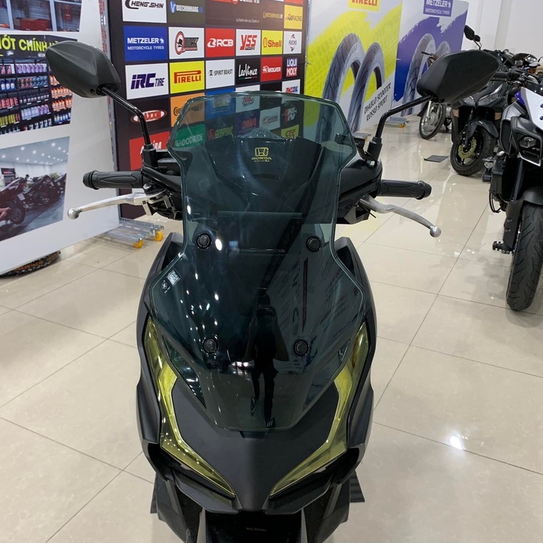 Kính chắn gió cho AB 2020 - 2021 . Chính Hãng ZHI.PAT