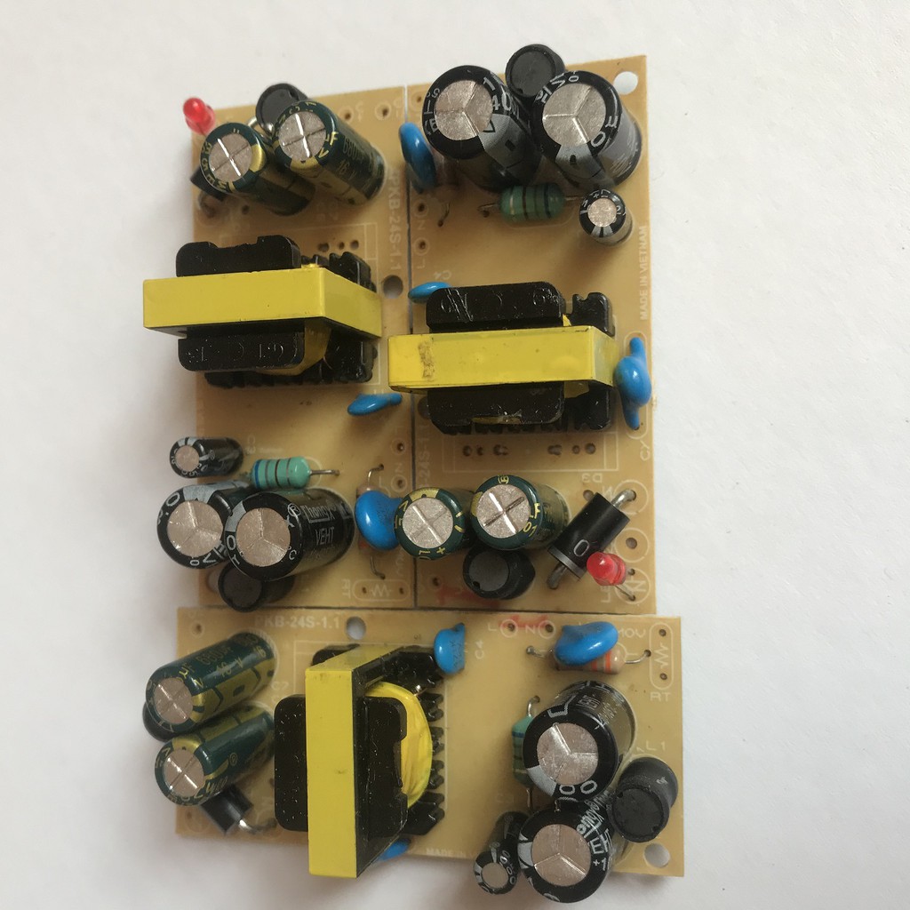 Mạch nguồn 220VAC-12VDC 1A