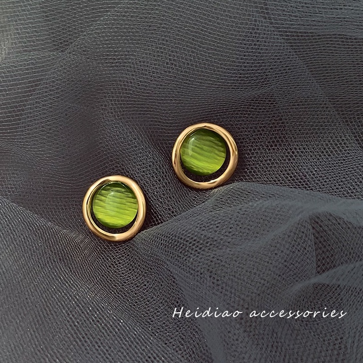 Opalstoneearstudssimpleands Phong Cách