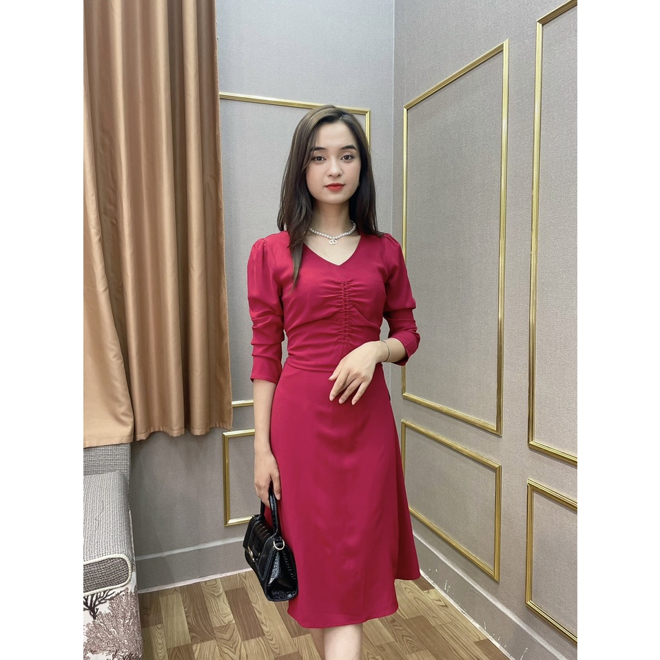 Đầm lụa cổ tim SEFA dài tay nhún ngực SFT2024