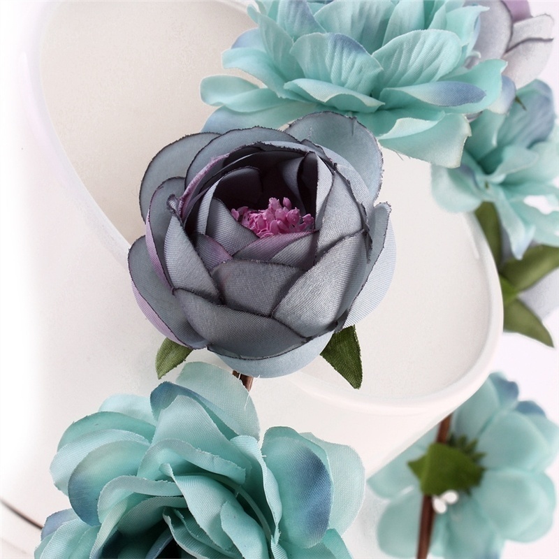 Vòng Hoa Đội Đầu Cho Cô Dâu