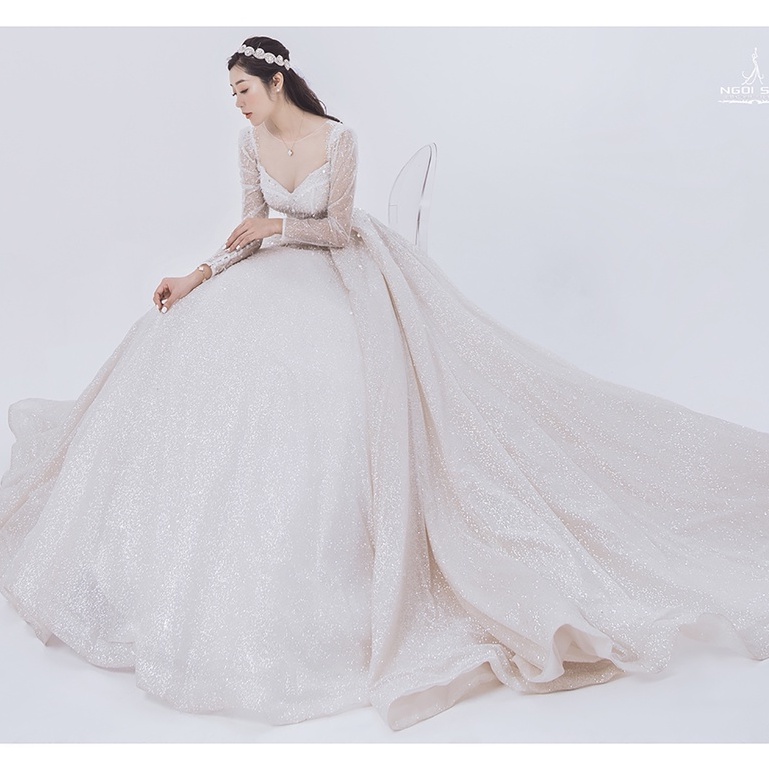 Váy cưới thiết kế Akina Luxury AC10