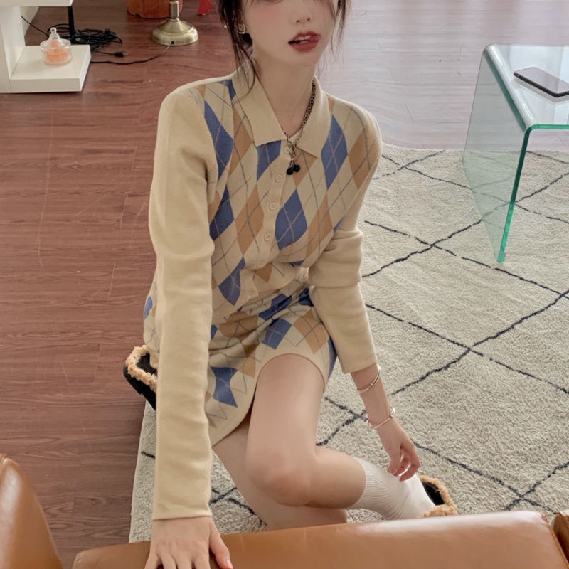 Chân váy ôm họa tiết hình thoi thời trang Hàn Quốc