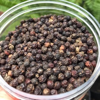 Tiêu đen nguyên hạt - túi 100gram