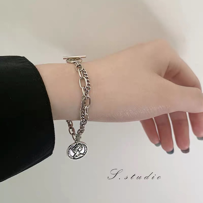 Retro doble capa pulsera estilo coreano moneda de oro colgante pulsera para pareja mujeres moda accesorios de joyería