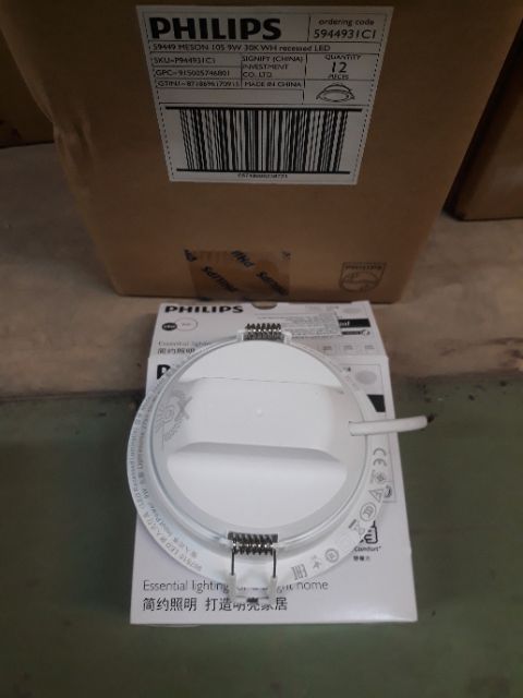 Đèn Led âm trần 59449 Meson 9W 105 philips