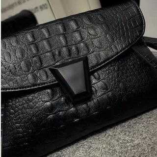 Túi CLUTCH cầm tay da cá sấu