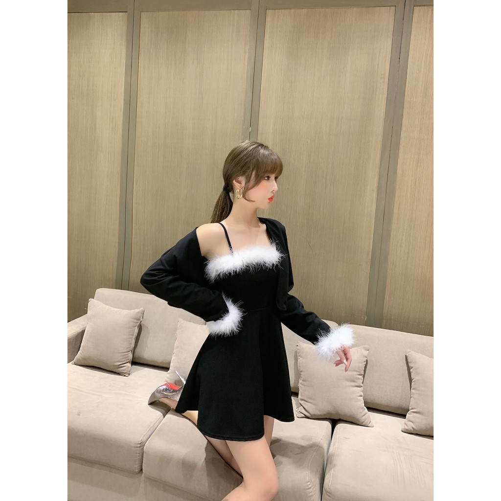 #O44 SET Váy sexy hai dây kết hợp với áo choàng tay lông hàng - Silverorder