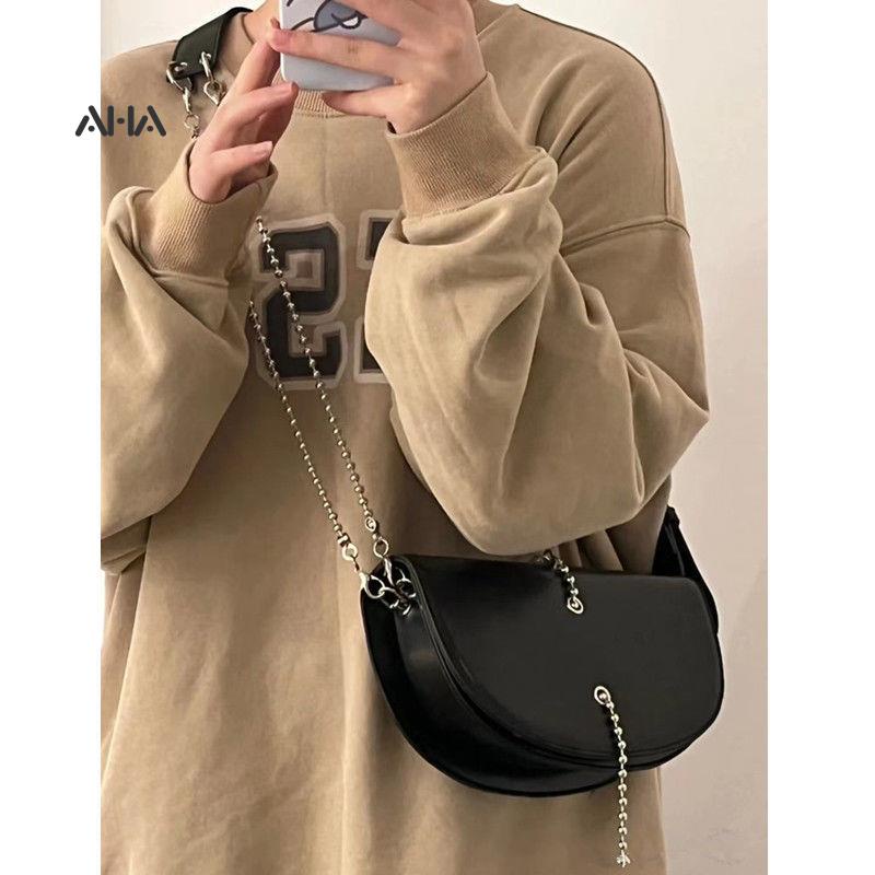 Túi đeo chéo AHA OFFICIAL phối dây xích đôi phong cách đường phố cá tính cho nữ