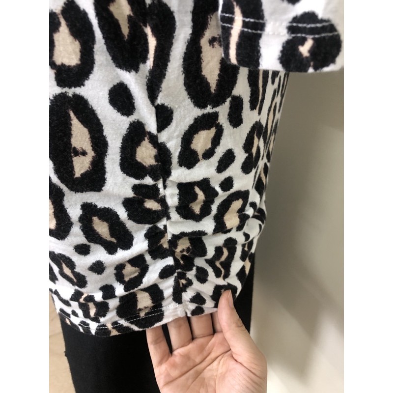 áo thun cotton mịn nữ Nhật tay lỡ da beo 2hand form dài mới đẹp độc size L XL nhỏ