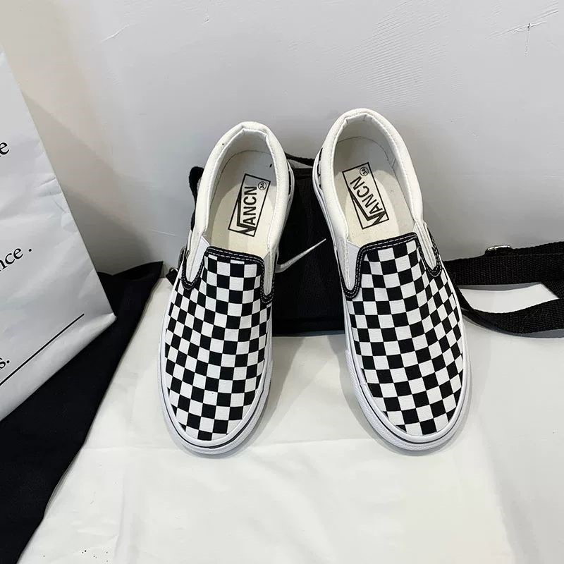 Giày thể thao nam nữ vans vault lười ship on caro đen trắng thời trang | BigBuy360 - bigbuy360.vn