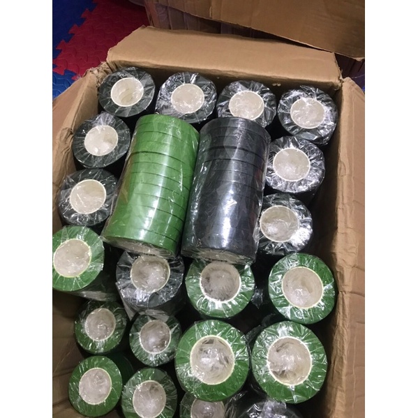 Sáp xanh cuốn chân hoa