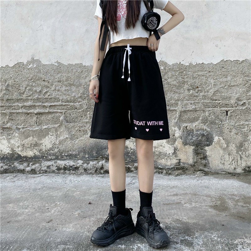 Quần đùi nữ/Quần sooc chữ hồng form unisex thiết kế basic dễ mặc chất liệu cotton 4 chiều RÔ STORE QS16