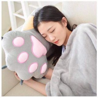 Chăn gối 2 trong 1 chân gấu