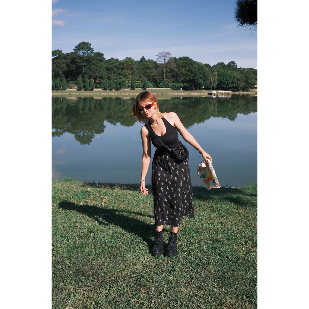 Chân váy MIDI SKIRT - NIESCLOSET | BigBuy360 - bigbuy360.vn