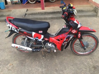 Tem trùm sirius 110 đỏ đen