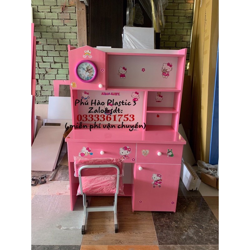Bàn học cho bé dán hình Hello kitty freeship