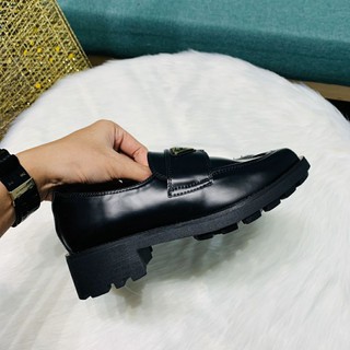Giày tây công sở nữ Prada