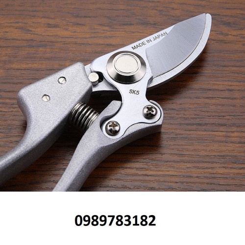 Kéo cắt cành SK5 Made In Japan WS-210