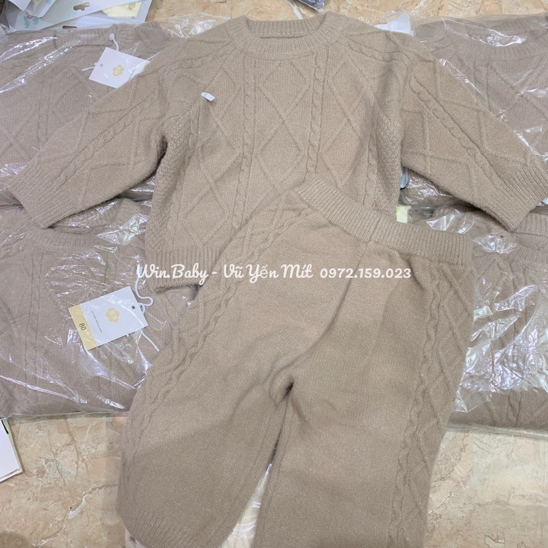 Bộ quần áo len xuông style hàn quốc cho bé