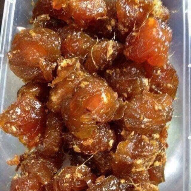 Ô mai, mứt mận dẻo khía xào gừng