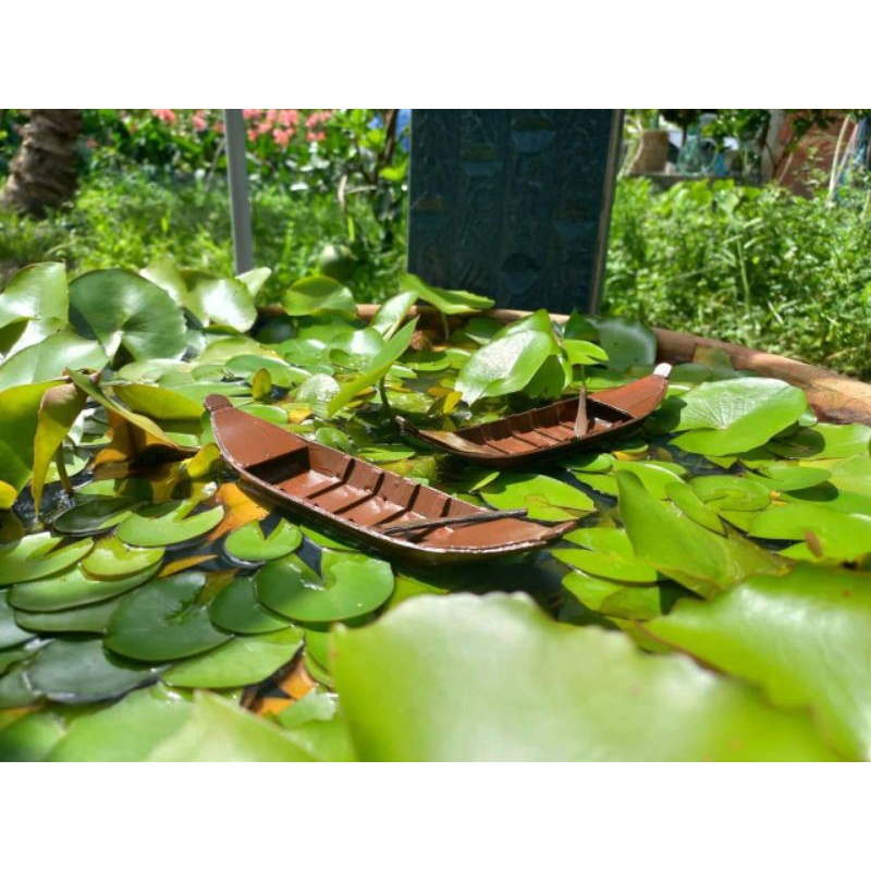Xuồng ba lá  thả nổi trên mặt nước ,trang trí hồ cá, thủy sinh