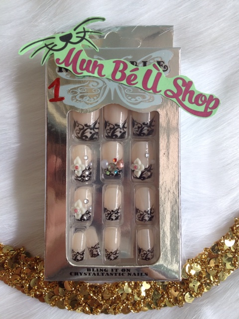 Bộ 24 móng giả dán siêu đẹp sang trọng. Móng giả dán đẹp. Mun bé ù shop
