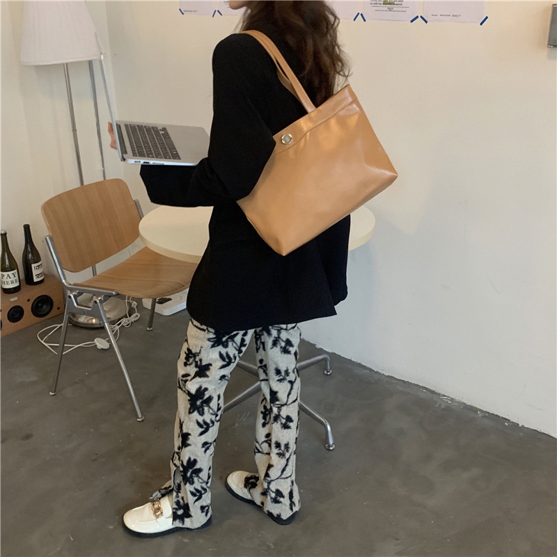 Túi Đeo Vai Cỡ Lớn Bằng Da Bóng Phong Cách retro Thời Trang Cho Nữ