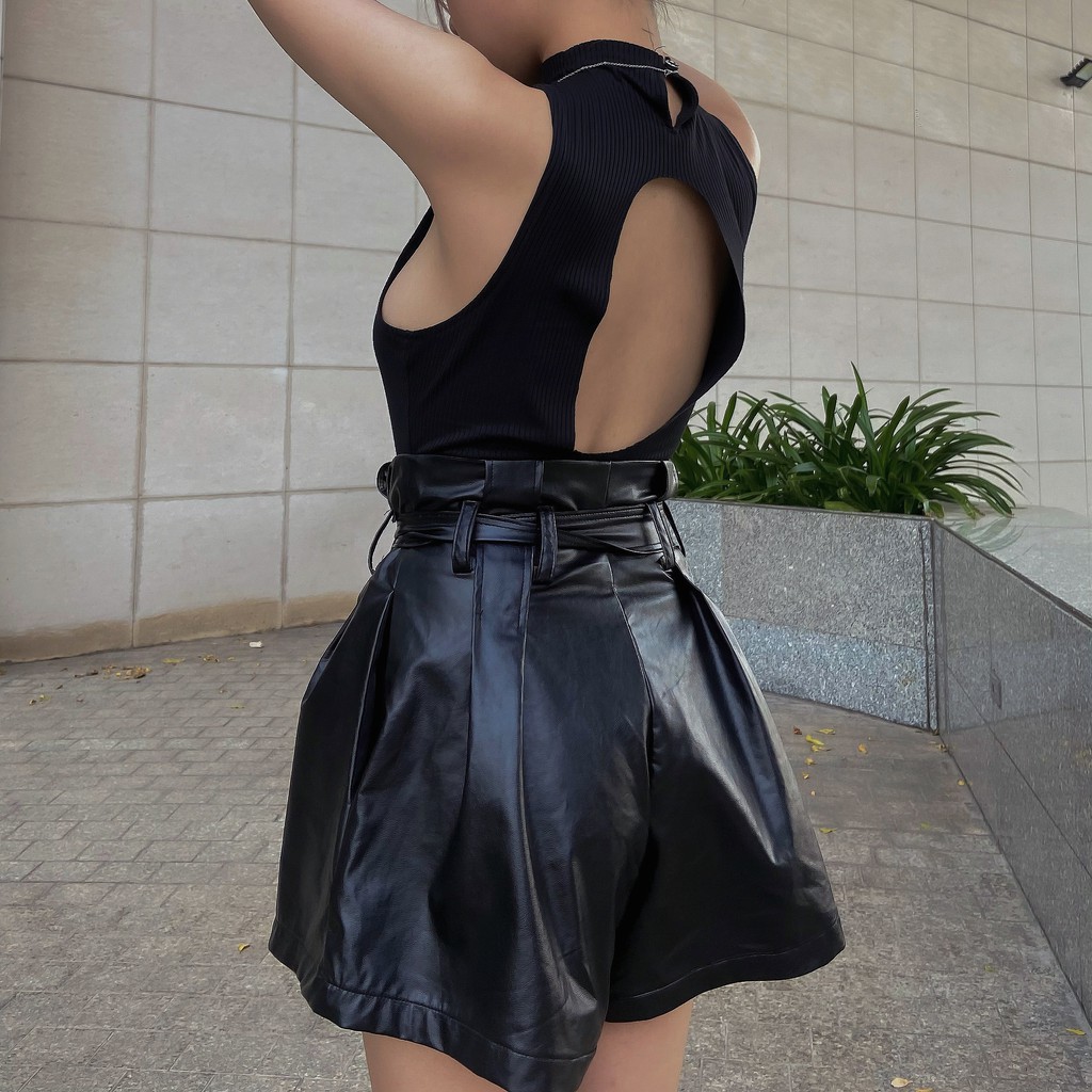 Là min - Quần Da High-rise Leather Shorts