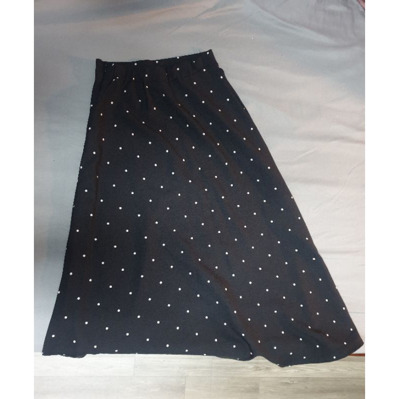 Chân váy chấm bi themuseee
