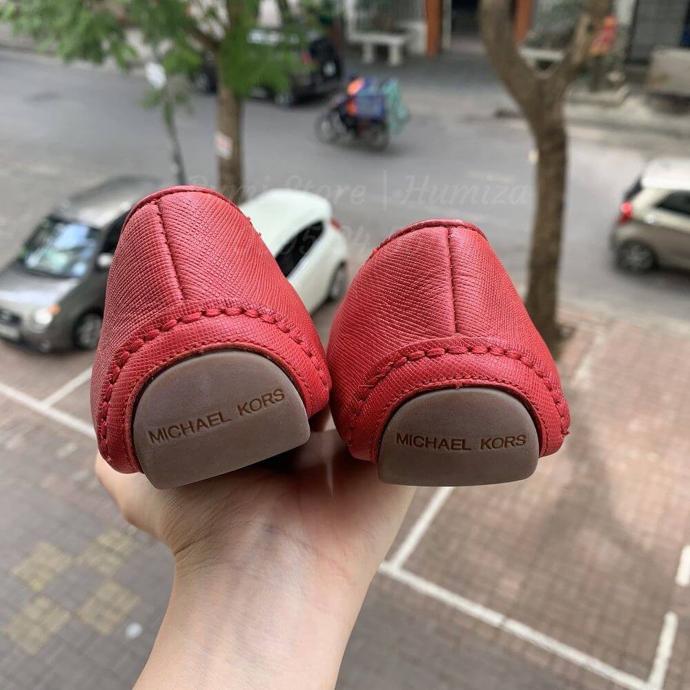 [CLEARANCE 800K sz 7.5 - nhập mã PUMI600]  Giày búp bê Michael Kors Hampton Red