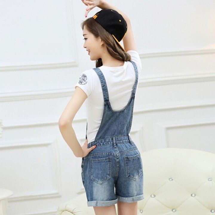 Quần Yếm Jean Short Nữ Wash Rách Thêu Logo | BigBuy360 - bigbuy360.vn