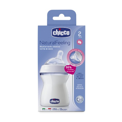 Bình sữa núm nghiêng Pisa Natural Feeling 2M+ Chicco 250ml