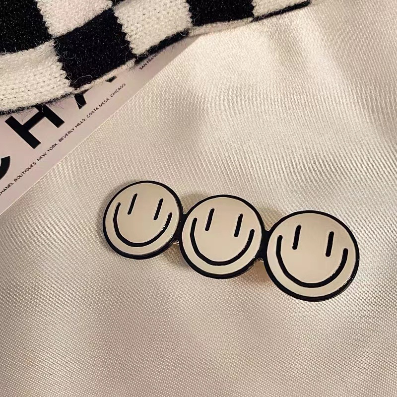 1 Kẹp Tóc Họa Tiết Hình Học Màu Trắng Đen Thời Trang Cho Nữ