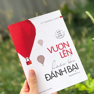Sách - Vươn Lên Hoặc Bị Đánh Bại