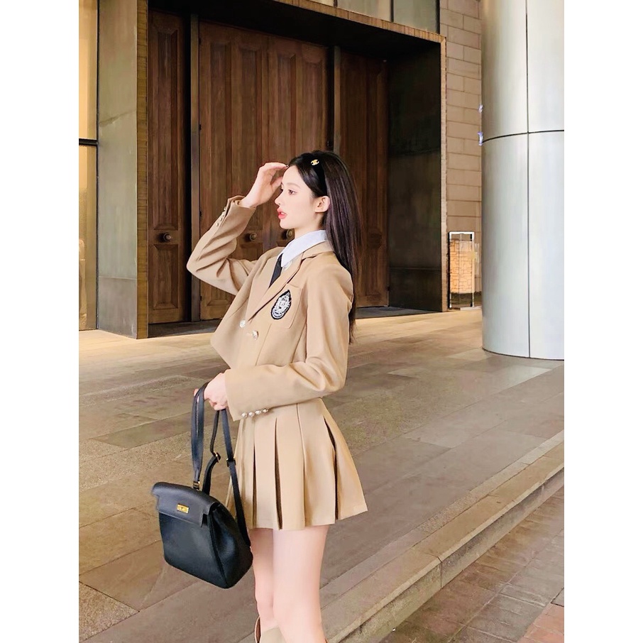 Set Vest kèm chân váy ly,Siêu Phẩm Loại 1 Quảng Châu đang Hottnhaats thị trường hiện nay,Chân váy có lót