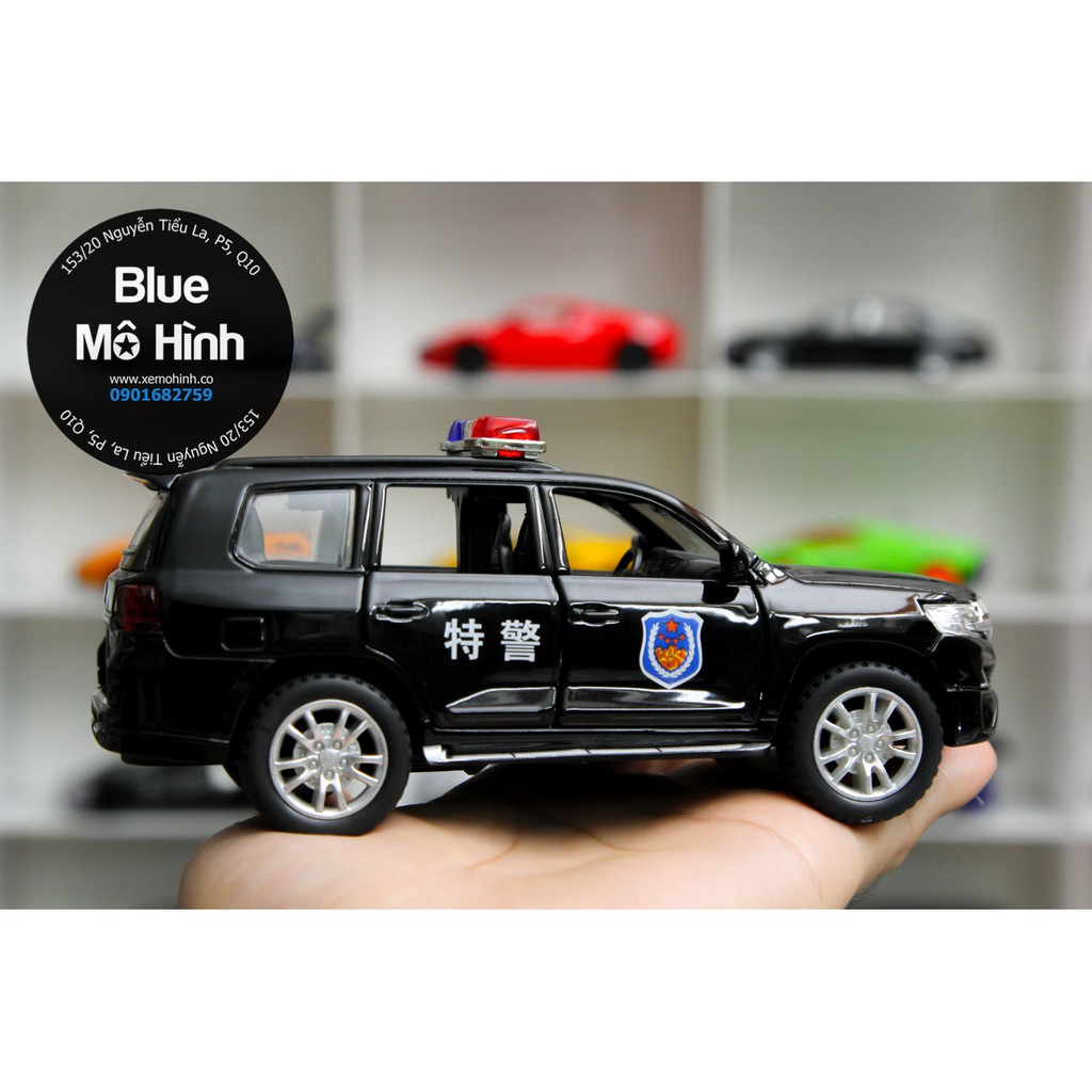 Xe mô hình cảnh sát SUV Toyota Land Cruiser Police 1:32