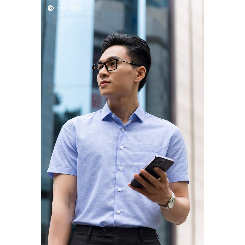 Áo sơ mi ngăn tay nam DGC - SASNBB30M dáng suông, chất liệu thoáng mát, thấm hút mồ hôi