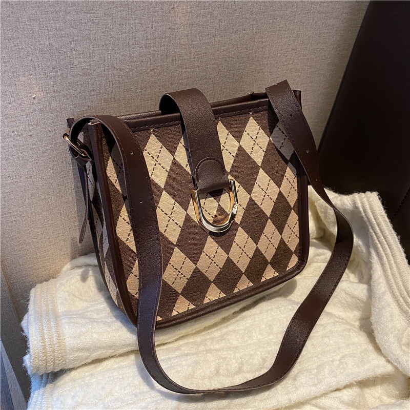 Túi Đeo Chéo Phong Cách retro Thời Trang Thu Đông Sành Điệu 2021