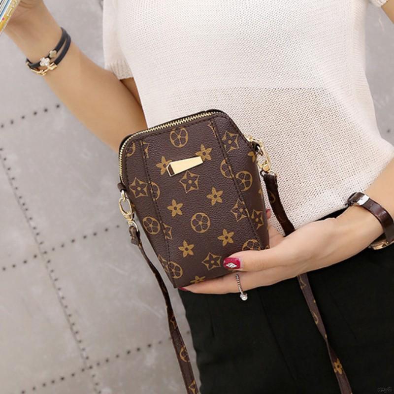 Túi đeo chéo loại nhỏ in hoạ tiết | BigBuy360 - bigbuy360.vn