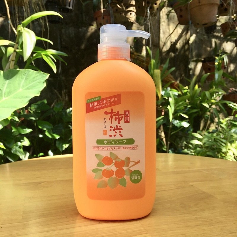 Sữa Tắm Khử Mùi Nhật Bản Chiết Xuất Từ Quả Hồng Kakishibu Body Soap 600ml