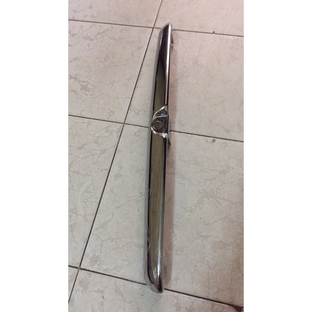 Ốp đèn biển số xe Chery QQ3