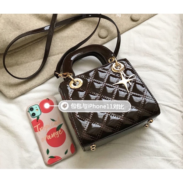 Túi Xách Tay Tráng Bóng Thời Trang Diana Phom Cứng Xịn