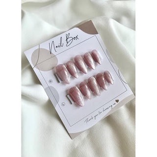 Nailbox móng úp dán mắt mèo hồng thạch nhẹ nhàng